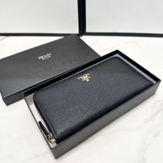 Prada Wallets Purse